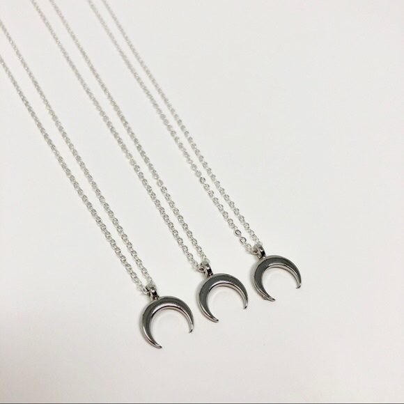 Silver Crescent Choker - Picture 2 of 3